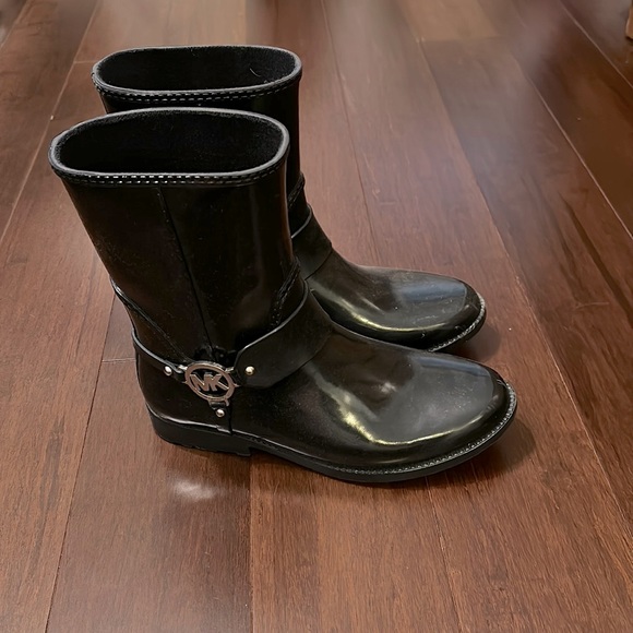 Black Michael Khors rain boots - Picture 1 of 4